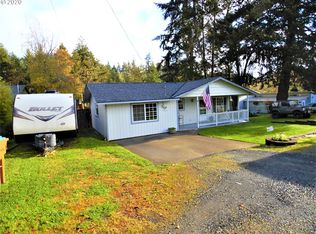 685 NE Laurance St, Myrtle Creek, OR 97457