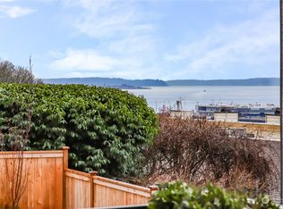 1965 12th Ave W APT 101, Seattle, WA 98119