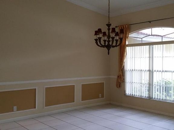4th image of 113 Kapok Cres