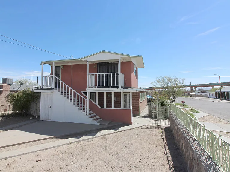 614 Marr St #C — Photo 8