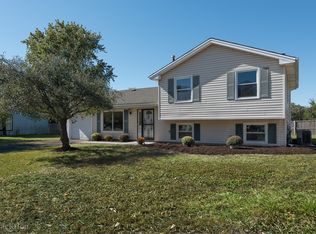 311 Dean Cir, Bolingbrook, IL 60440