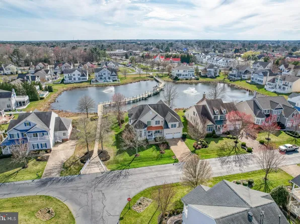38362 Virginia Dr, Bethany Beach, DE 19930