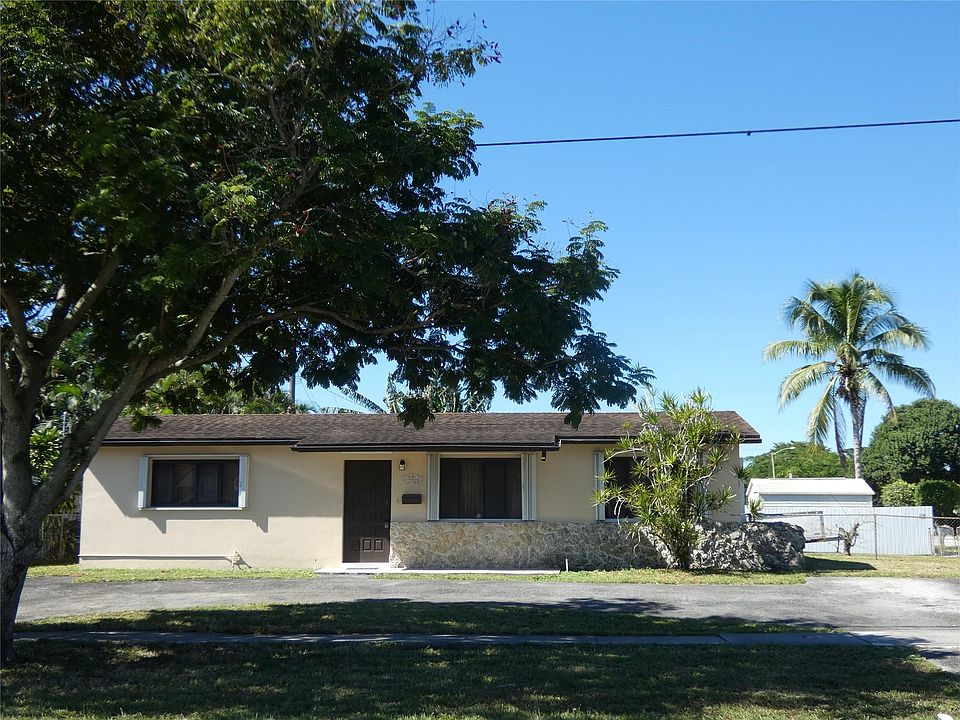 1st image of 17920 NW 82nd Avenue