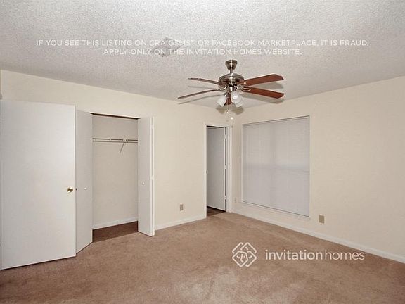 4th image of 3041 Park Creek Ct