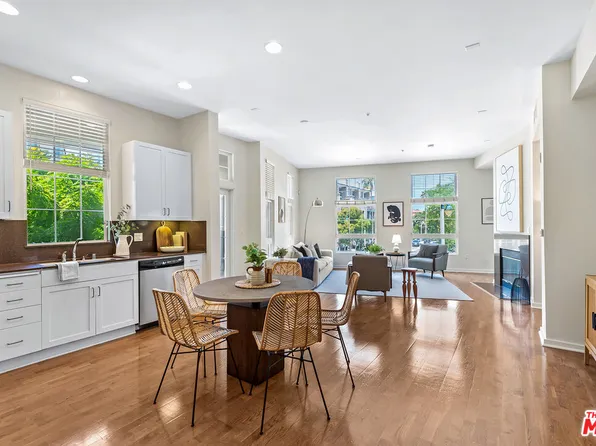 13020 Pacific Promenade Unit 217, Playa Vista, CA 90094