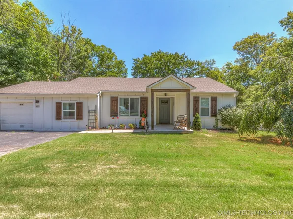 1011 N 4th St, Broken Arrow, OK 74012