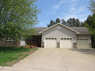 329 Mayfair St, Antigo, WI 54409