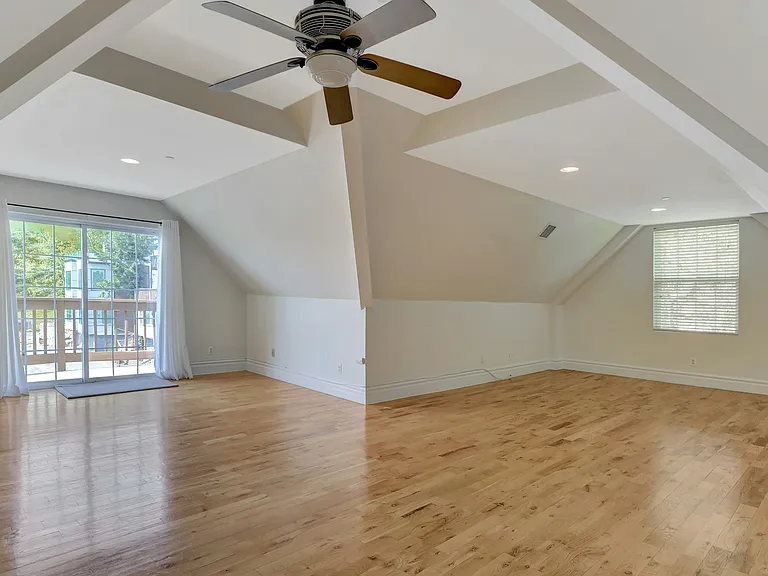170 Undercliff Ave — Photo 15