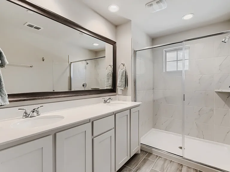 Primary bath