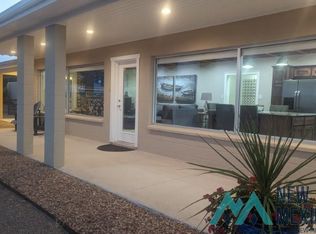 211 Trout Rd, Elephant Butte, NM 87935