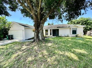 1258 SW Cynthia St, Port Saint Lucie, FL 34983