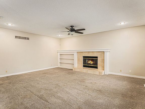 3rd image of 12397 S Gallery St