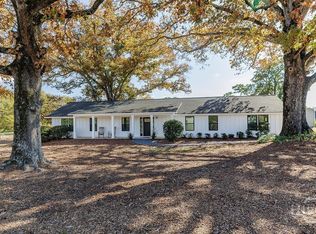 1412 Old Bishop Road, Bishop, GA 30621