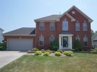 41 Apple Blossom Blvd, Lancaster, NY 14086