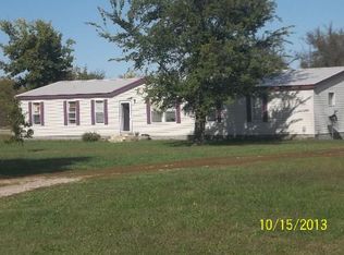 8200 130th Rd, Chanute, KS 66720
