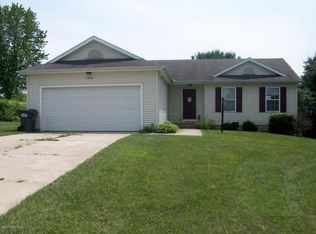 6200 Sandy Hill Dr, Eau Claire, MI 49111