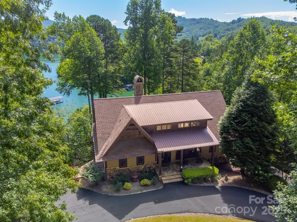 540 Rocky Bluff Dr, Bryson City, NC 28713