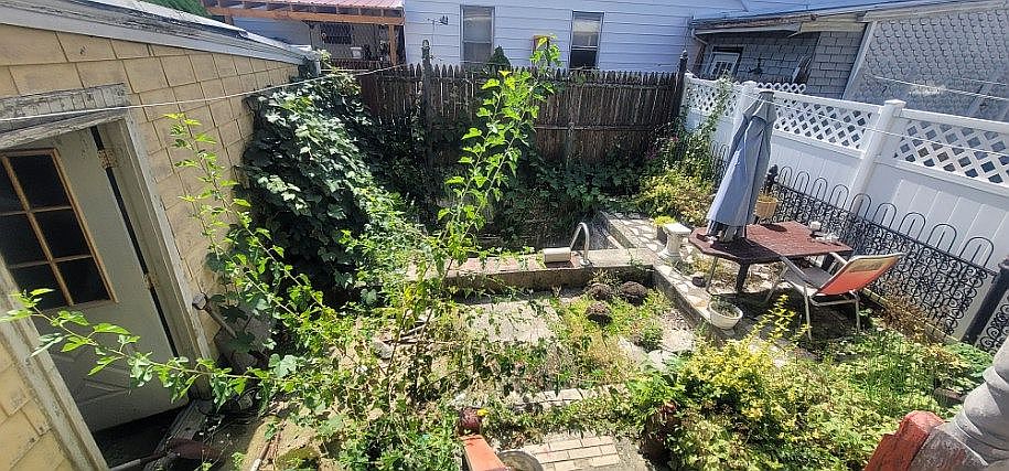 2nd image of 146 N Nichols St