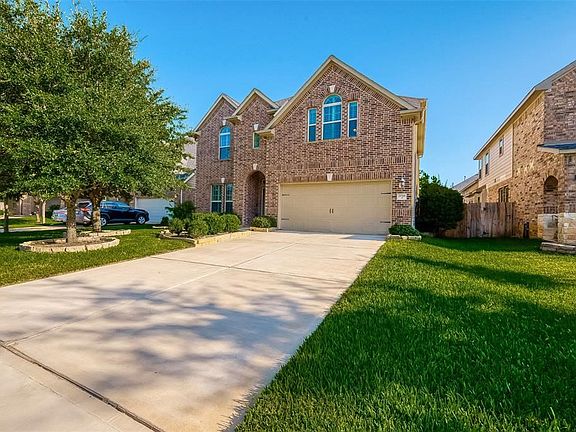 2nd image of 29318 Lovegrass Ct