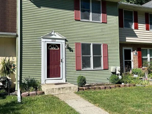 1089 Holmespun Dr, Pasadena, MD 21122