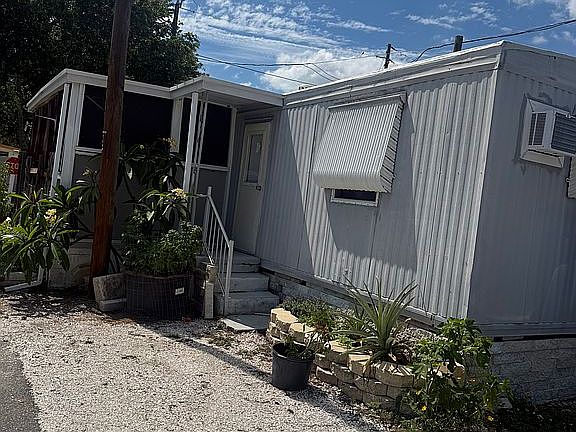 2nd image of 2381 Gulf To Bay Blvd #419