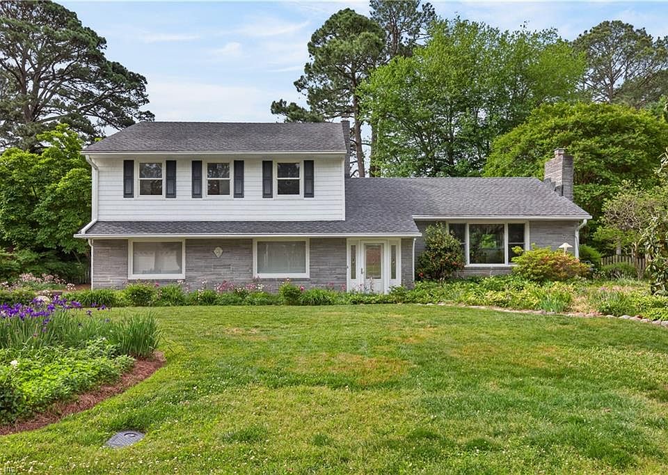 1st image of 5204 Lake Cir