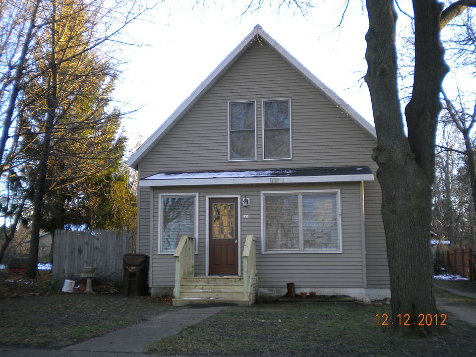1st image of 930 Chambers St