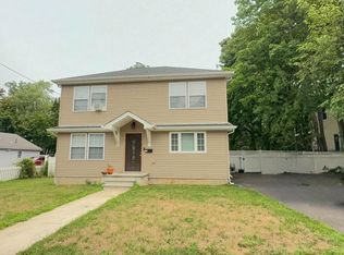 15 William St, Tinton Falls, NJ 07724