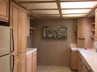 9675 Natick Ave, North Hills, CA 91343