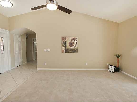 4th image of 4143 W Victoria Ln