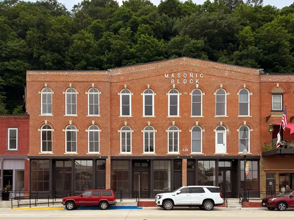 136 Main St #303, Mc Gregor, IA 52157