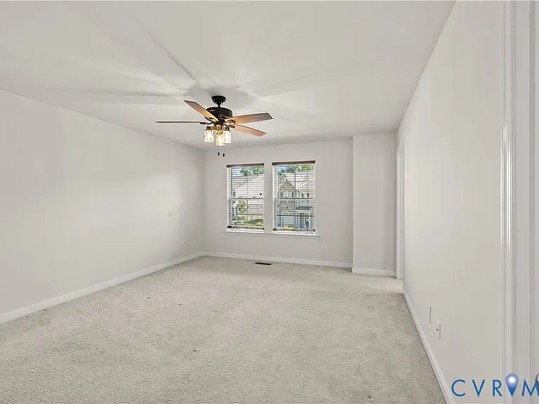 3372 Dewsberry Ln — Photo 9