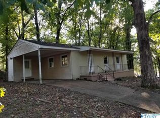 2105 Atkins Dr NW, Huntsville, AL 35810