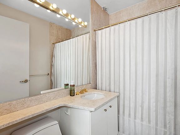 4th image of 1965 Broadway APT 21G