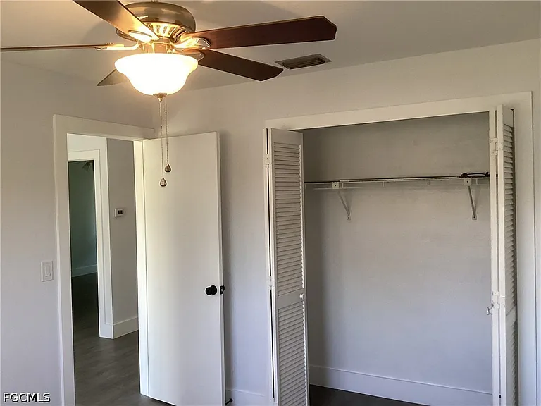 1123 NE 15th Ln — Photo 11