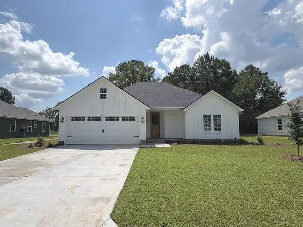 362 McNeal Heritage Cir, Hahira, GA 31632