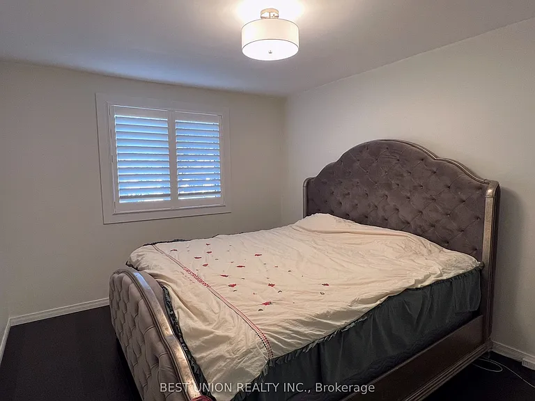 41 Lavina Cres — Photo 9
