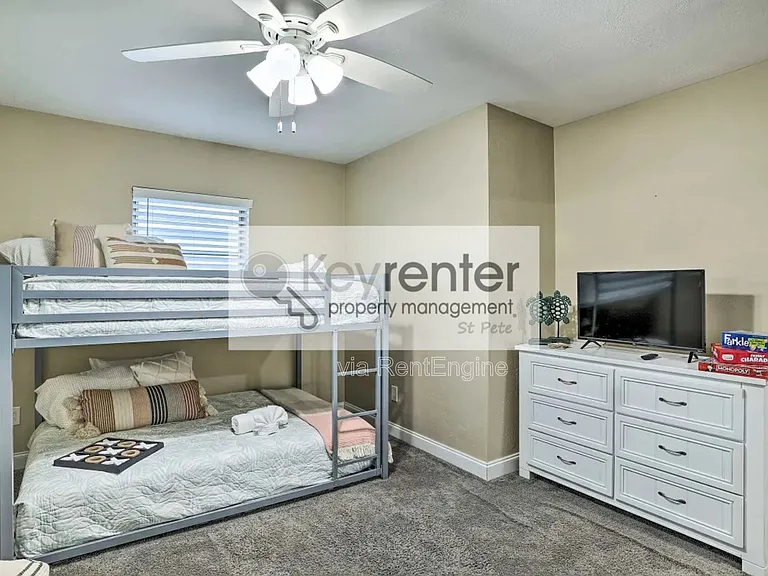 9954 48th Pl N — Photo 7