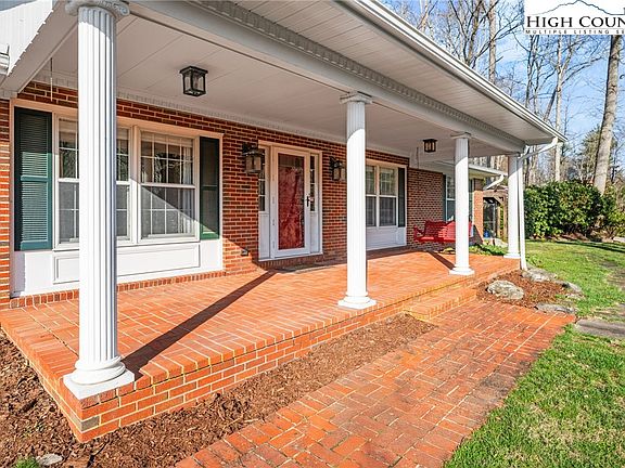 3rd image of 2243 Broadstone Road