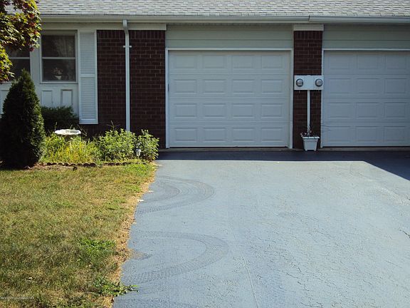 4th image of 68 Yorktowne Parkway #B