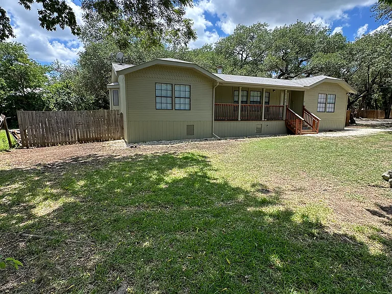2705 Cypress Ln — Photo 20