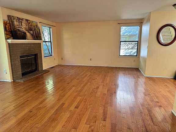 2nd image of 4362 242nd Pl SE