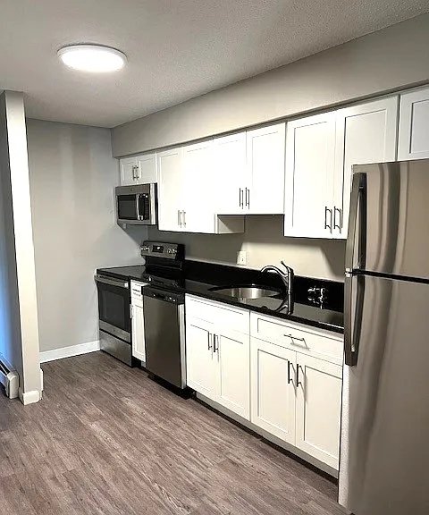 Yarmouth Pointe Apartment Homes — Photo 36