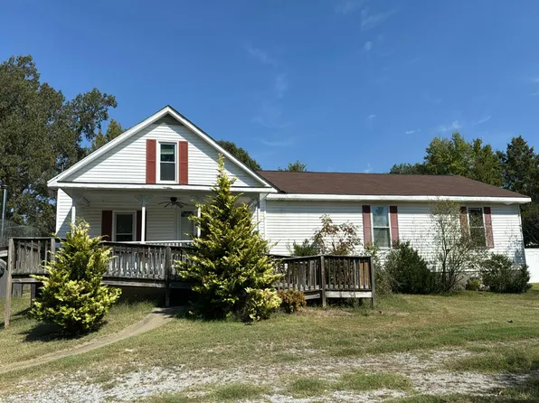 441 Clark Line Rd, Paducah, KY 42003