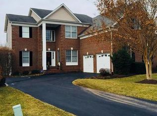 43473 Foxgrove Ct, Ashburn, VA 20147