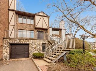 900 Valley Rd APT C004, Clifton, NJ 07013