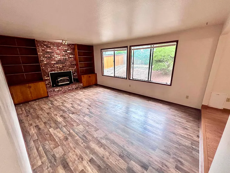 32610 7th Ave SW — Photo 46