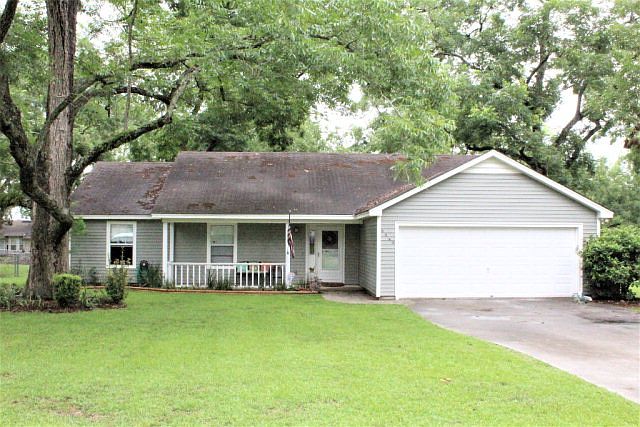 1st image of 3849 Brookfield Dr