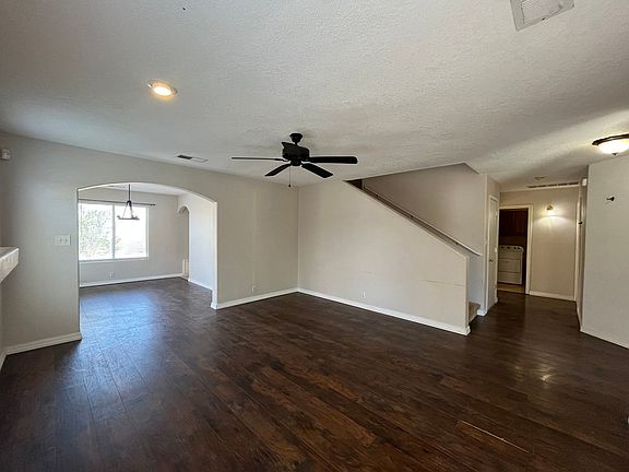 5th image of 1115 Avenida Esplendida NW