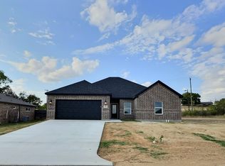 504 Dolphin Ter, Runaway Bay, TX 76426